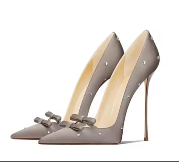 Grey Ribbon Heel