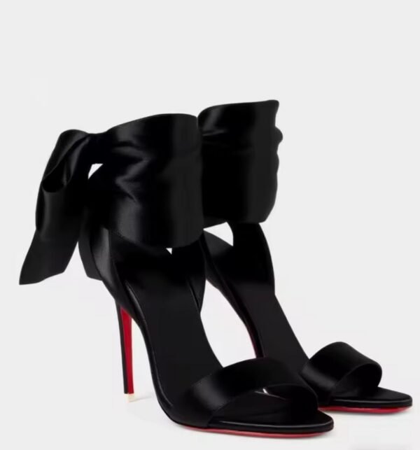 Black Wrap Stiletto